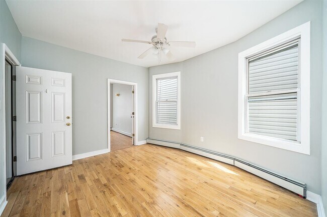 Building Photo - 23 Bostwick Ave
