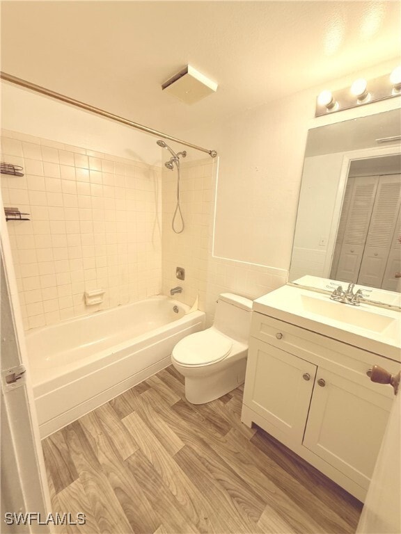 Foto del edificio - 12666 Kenwood Ln
