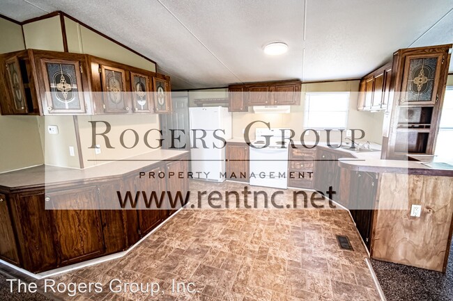 Building Photo - 3 br, 2 bath House - 260 Shepard Rd