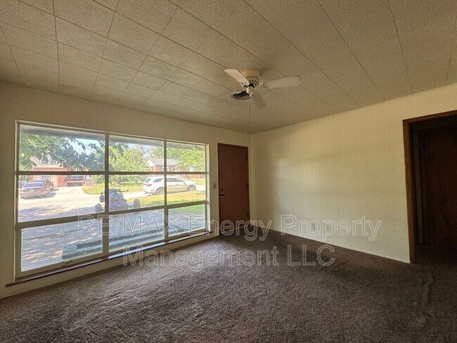 Building Photo - 4132 NW 13th St