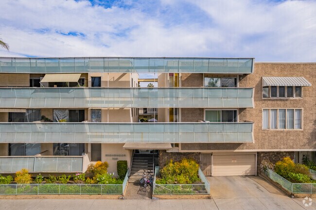 528 Cedar Ave Long Beach, CA 90802 - 528 Cedar Ave
