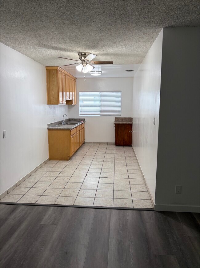 Foto del edificio - 14017 Dicky St