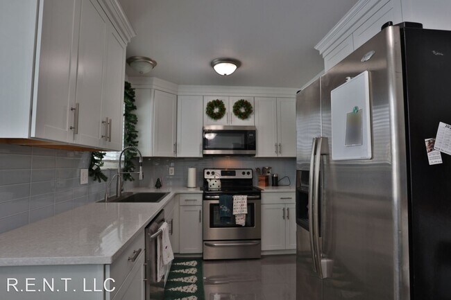 Building Photo - 4 br, 2 bath House - 4278 W 6200 S