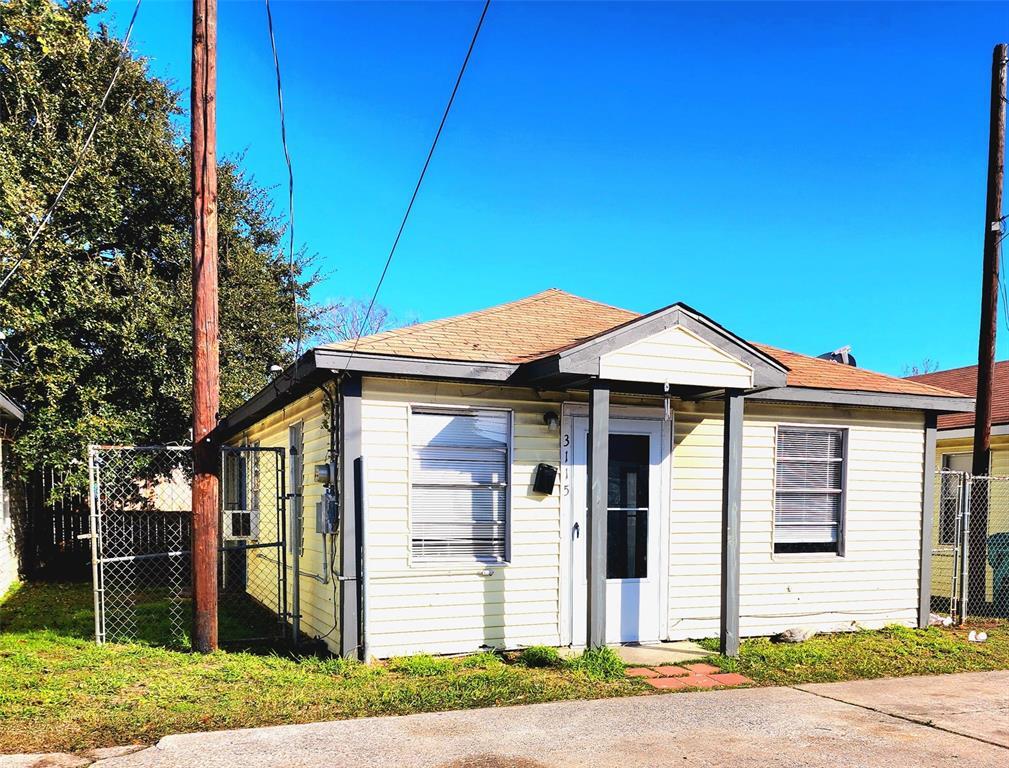 Primary Photo - 3115 Christie St