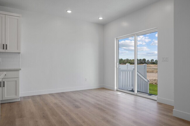 Building Photo - 58 S Lunar Wy