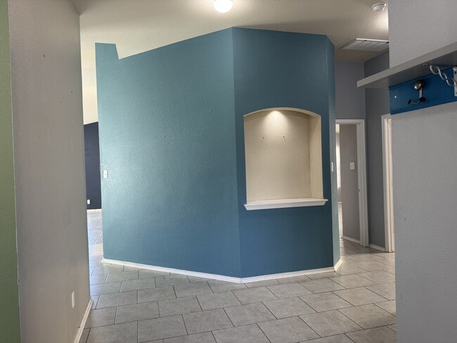 Foto del edificio - 1314 Starlight Dr