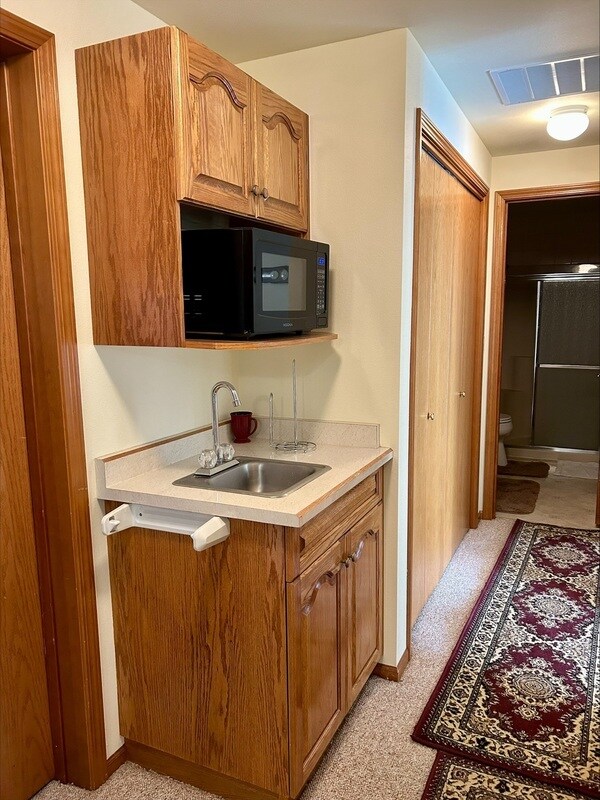 Building Photo - 4739 S Golf Course Dr