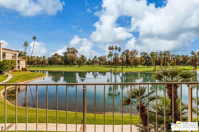 Building Photo - 910 Island Dr