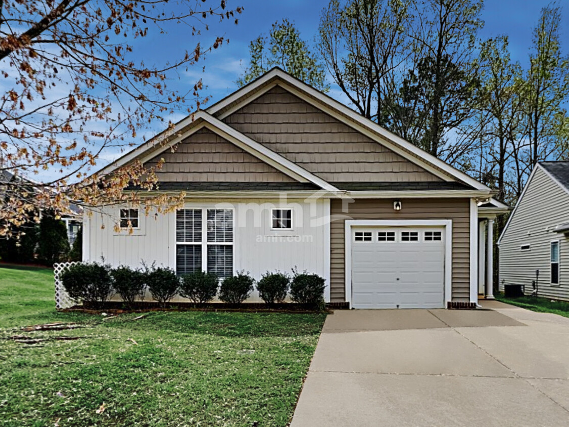 Primary Photo - 204 Marino Place