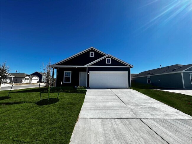 Foto del edificio - 2400 Fullmoon Dr