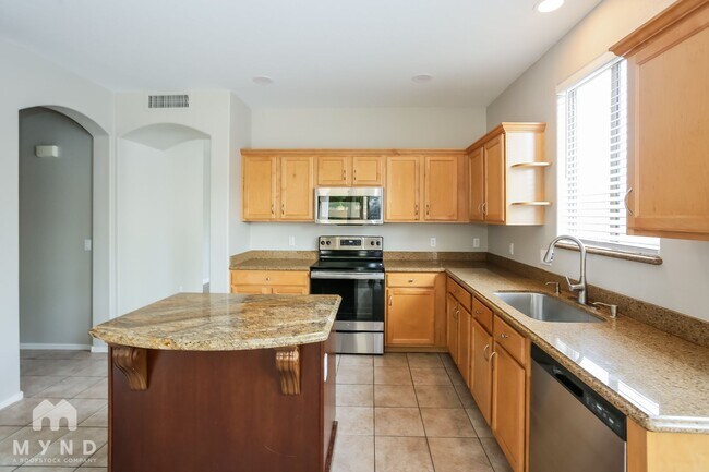 Foto del edificio - 6850 S 26th St