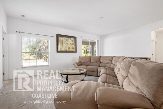 Foto del edificio - Flexible Lease: Seasonal OR Annual Furnished/Unfurnished – 3BR North Port Home!