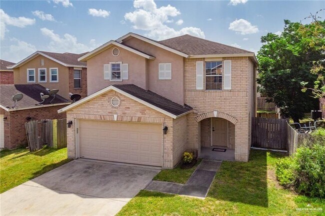 Building Photo - 2109 Trophy Dr