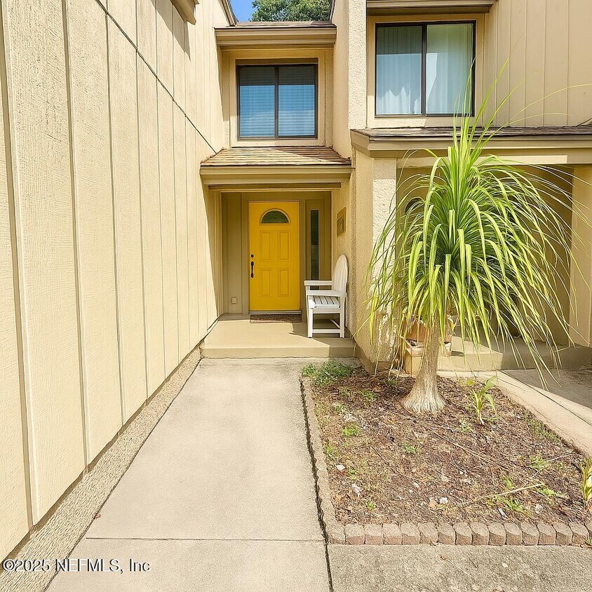 Primary Photo - 3165 1st Ave