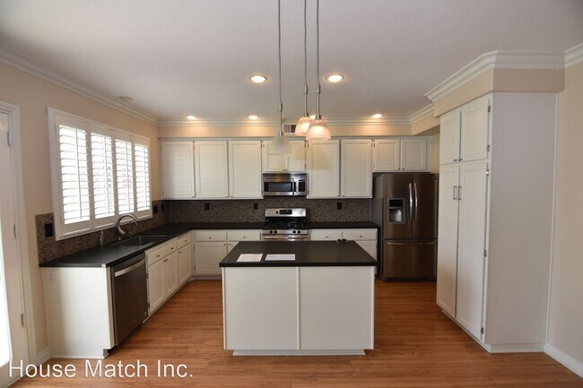 Building Photo - 4 br, 3 bath House - 23474 Snapdragon Way