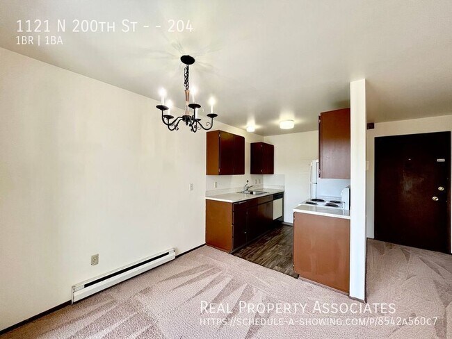 Foto del edificio - 1121 N 200th St