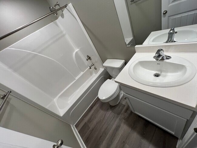 Foto del edificio - 14 Jennifer Cv Ward AR 72176