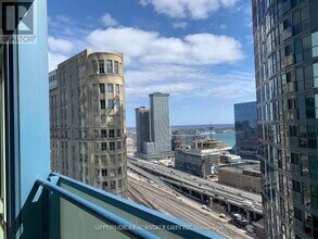 Building Photo - 8 The Esplanade