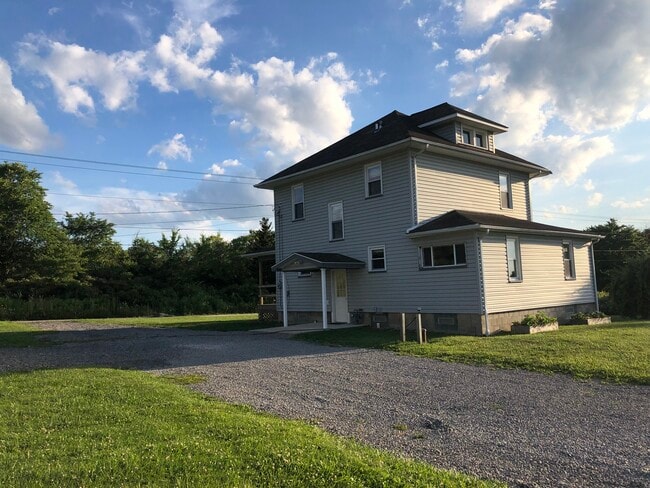 Open house on 10-11-25 between 5&7pm. No other walk throughs at this time. - 3838 US-422
