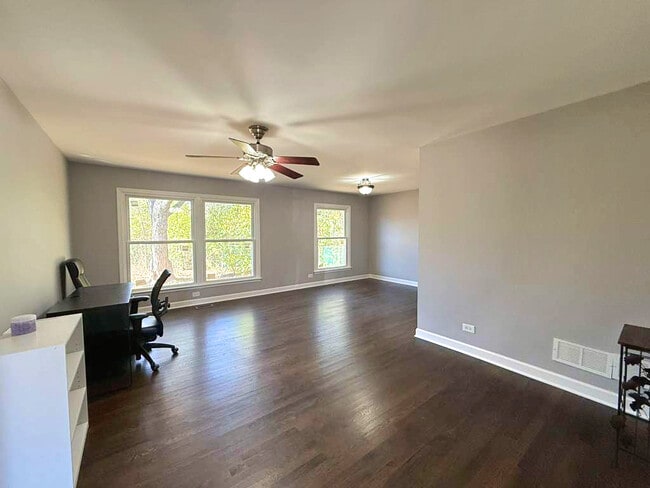 Building Photo - 1704 S Highland Ave