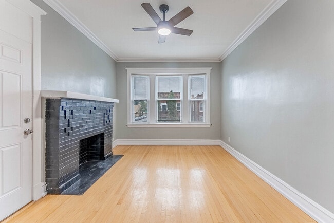 Building Photo - 4200 W 21st Pl