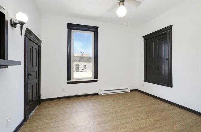 Building Photo - 3533 Chicago Ave