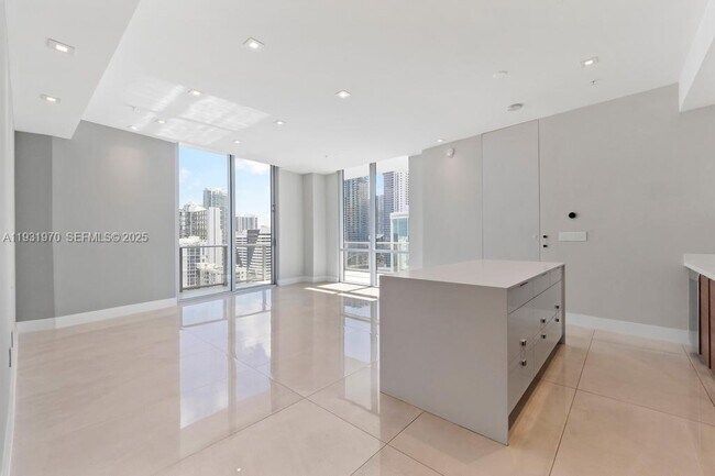 Foto del edificio - 1010 SW 2nd Ave