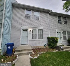 Building Photo - 4300 Dana St