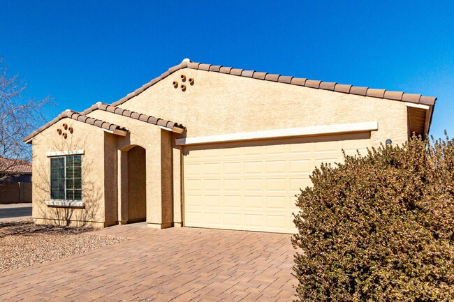 Building Photo - Spacious home in Maricopa!!