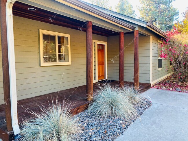 Building Photo - UNFURNISHED - .4 acres Stunning Retreat in...