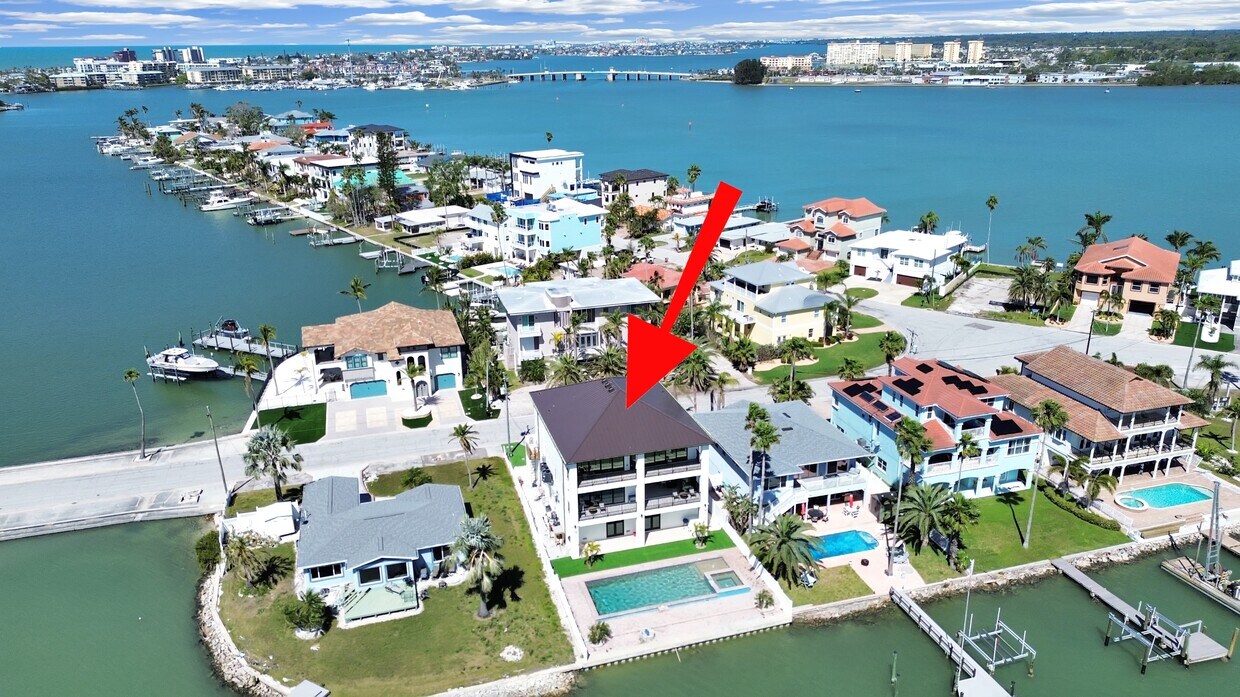 Foto principal - 882 Bay Point Dr