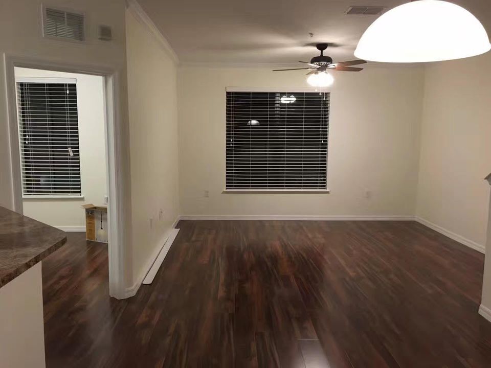 Foto principal - 6105 Metrowest Blvd