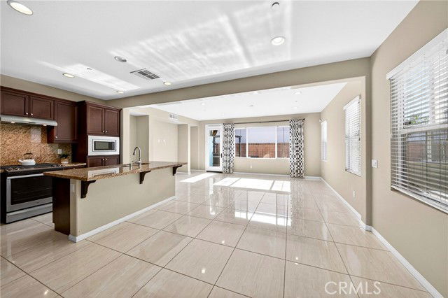 Foto del edificio - 783 Gatun St