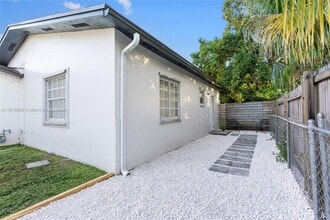 Building Photo - 13830 SW 73rd St