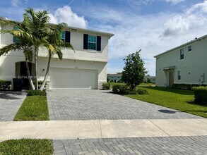 Building Photo - 6931 Harbours Edge Ave