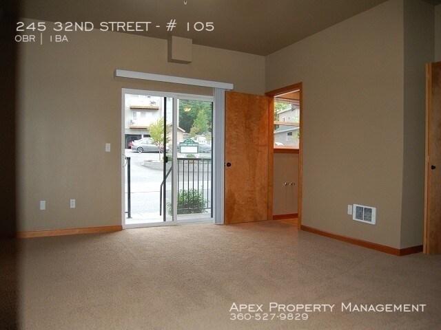 Building Photo - Stoneway Apartments