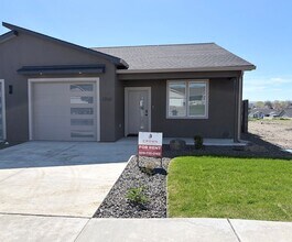 Building Photo - 5316 W Wernett Rd