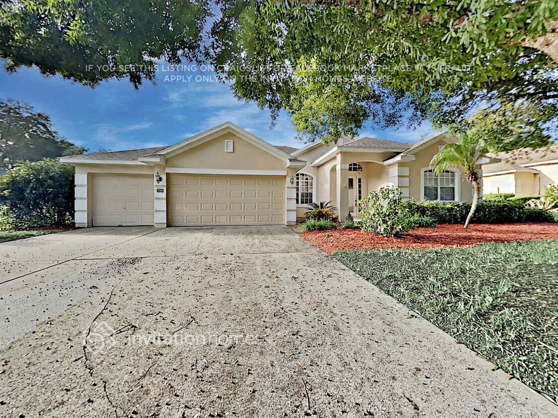 Primary Photo - 1774 Sweetwater W Cir