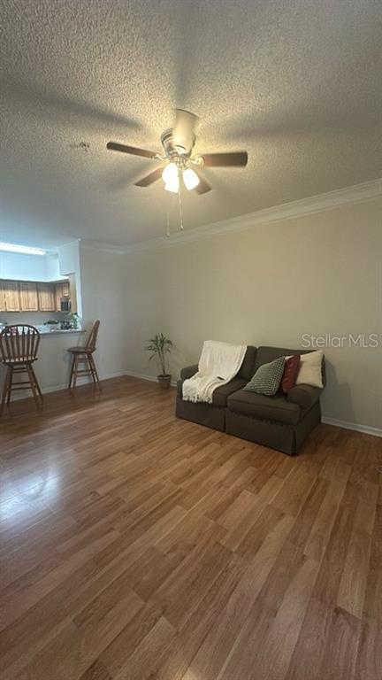 Foto del edificio - 8301 Elm Park Dr