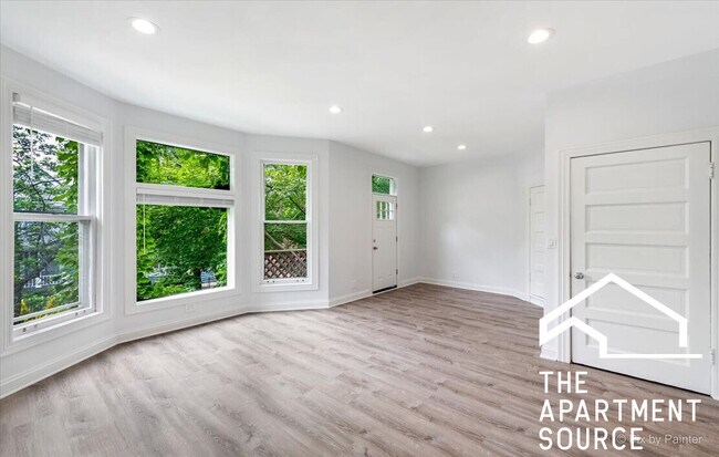 Foto del edificio - 2703 N Magnolia Ave