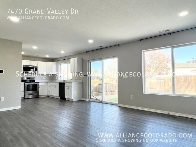 Building Photo - 7470 Grand Valley Dr