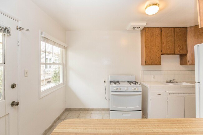 Foto del edificio - 25 19th Ave