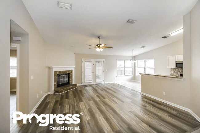 Building Photo - 8026 Fleur De Lis Dr