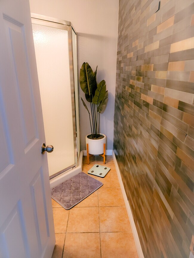 100 Atlantic Ave Unit 803, Long Beach, CA 90802 Condo for Rent in