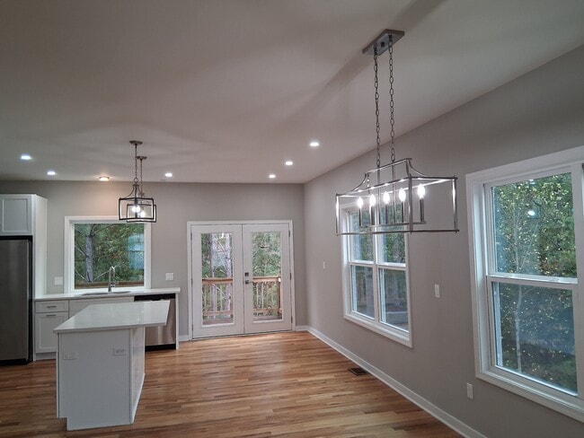 Building Photo - 3175 Tackett Rd