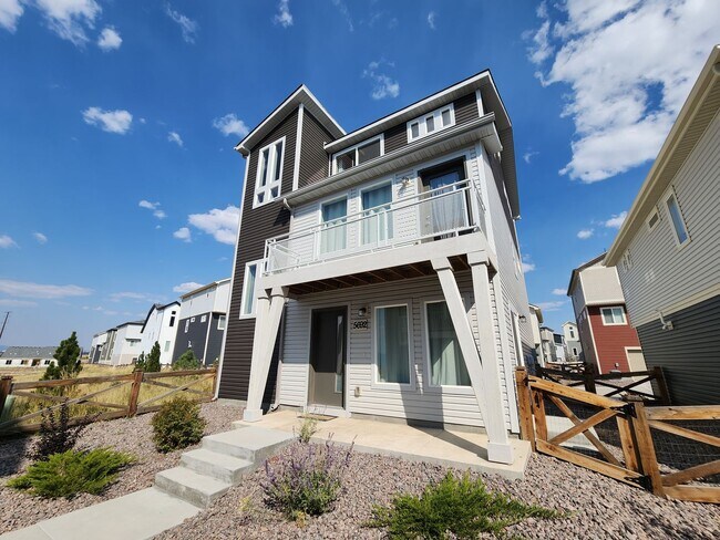 Foto del edificio - New Home Build in Beautiful Banning Lewis Ranch!!!