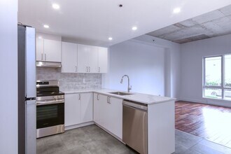 Building Photo - 2700 Rue Rufus-Rockhead