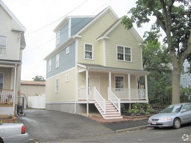 Building Photo - 62 Newbern Ave