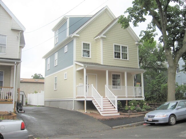 Building Photo - 62 Newbern Ave