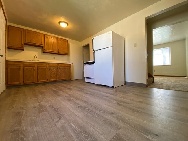 Foto del edificio - Outstanding Two Bedroom in Cheswick! Centr...